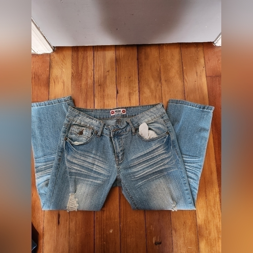 Womens juniors denim capri